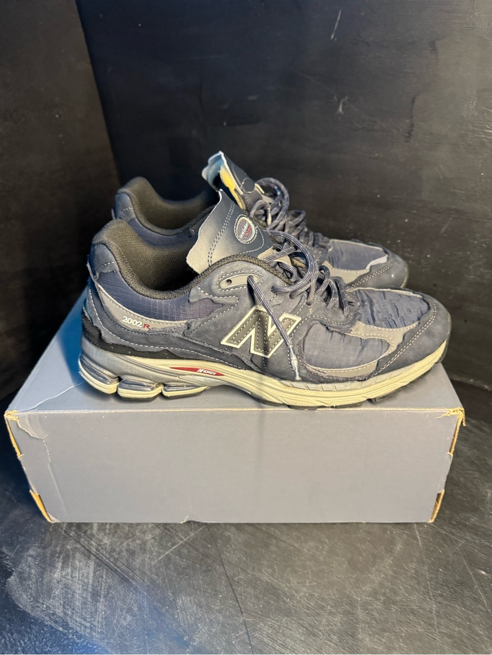 New Balance Men's Navy and Gray Athletic Running Shoes